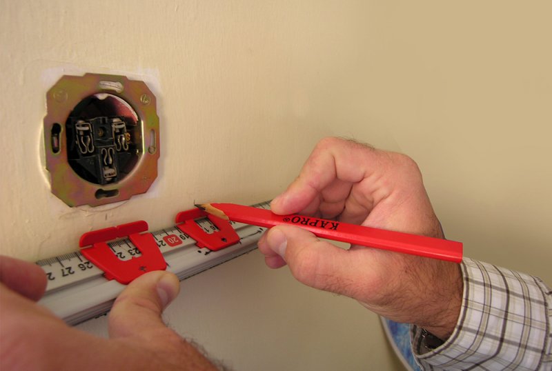 foto k produktu Měřítko multifunkční KAPRO 1200mm 2L